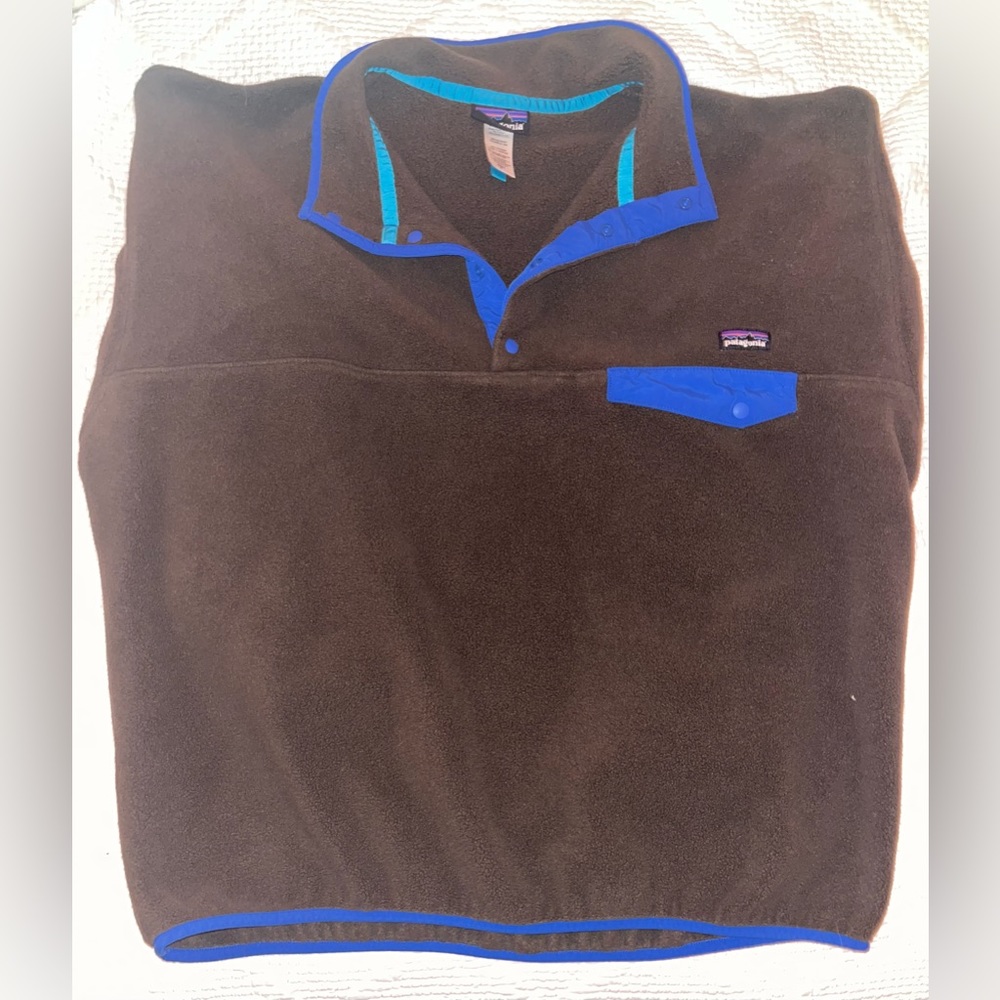 Brown Patagonia fleece